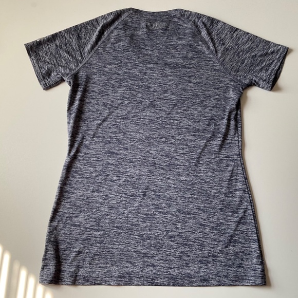 PENN STATE Nittany Lions Top Semi-fitted Heatgear Top Under Armour PSU Fan Sz S - Picture 7 of 11